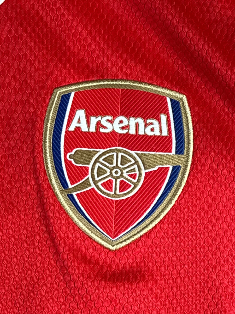 2019/20 Arsenal Saka #77 Home Shirt BNWT (S)