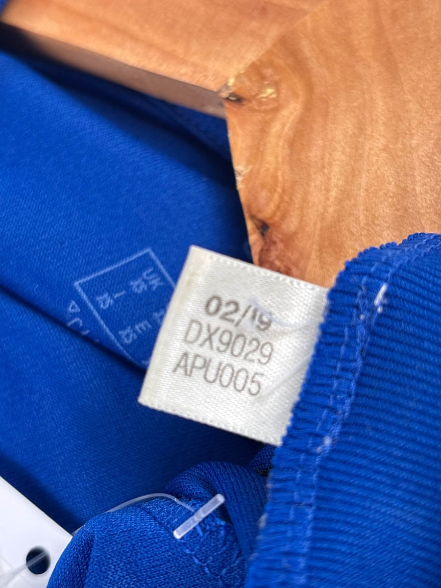 2019/20 Manchester United Training Shirt (XS)