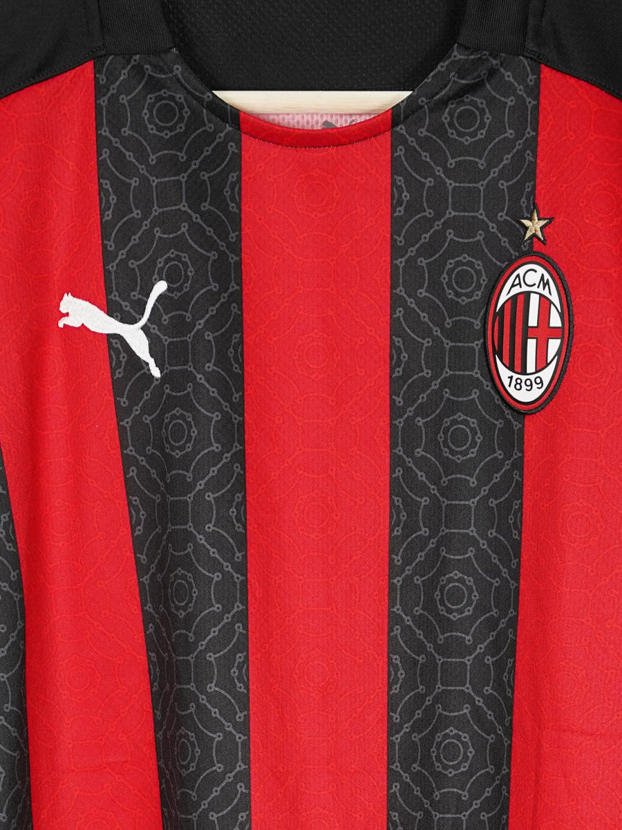 AC Milan Home Shirt 2020/21 Ibrahimovic 11 BNWT (M)