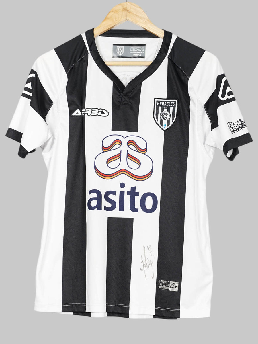 2021/22 Heracles Almelo Home Shirt Signed (S)
