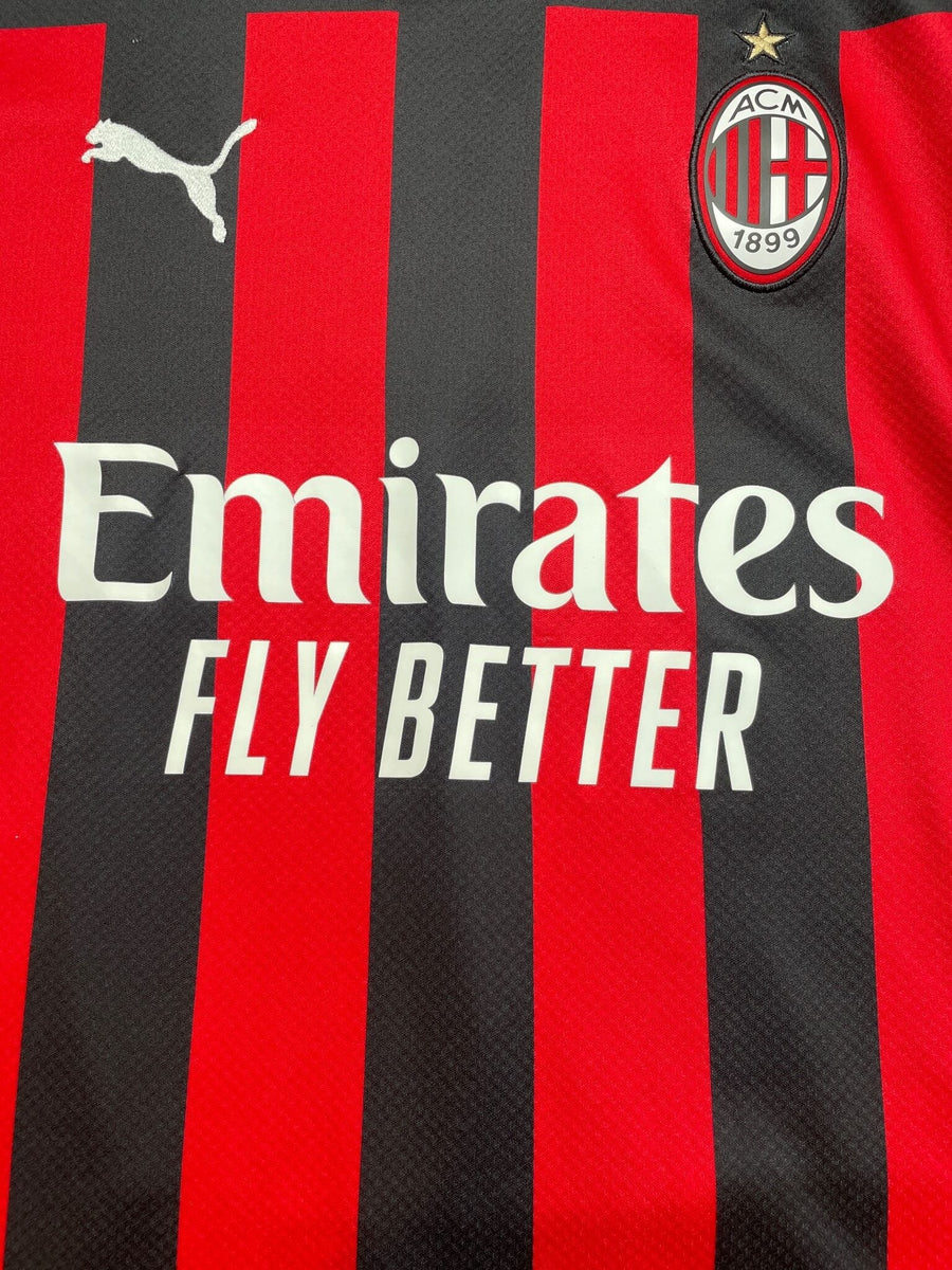 2022/23 AC Milan Ibrahimovic #11 Home Shirt (M)