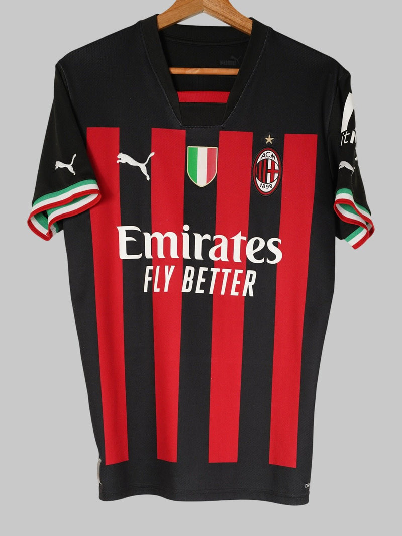 2022/23 AC Milan Ibrahimovic #11 Home Shirt (S)