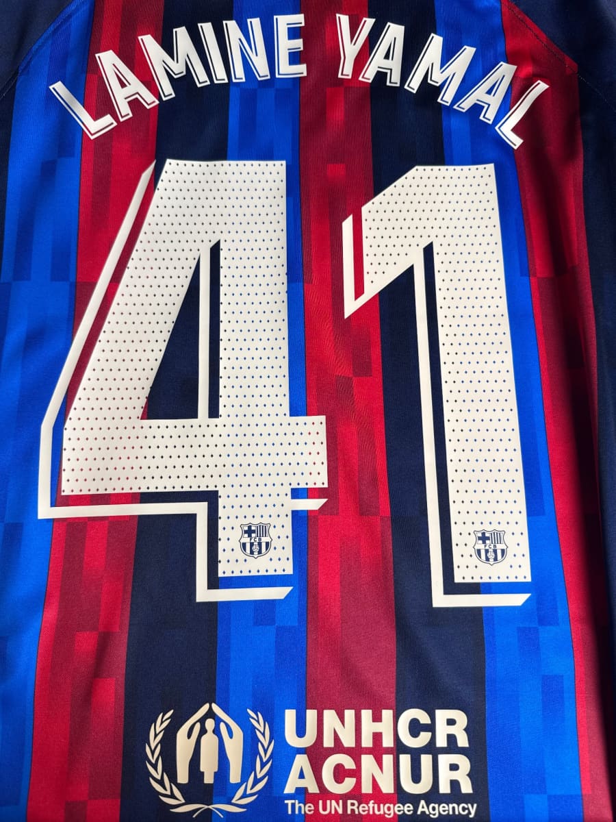 2022/23 Barcelona Lamine Yamal #41 Home Shirt (L)