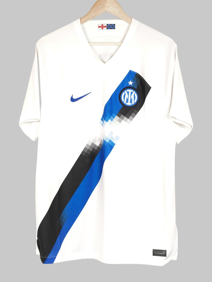 2023/24 Inter Milan Lautaro #10 Away Shirt (L)
