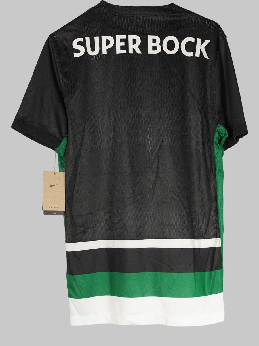 2024/25 Sporting Lisbon Home Shirt BNWT (L)