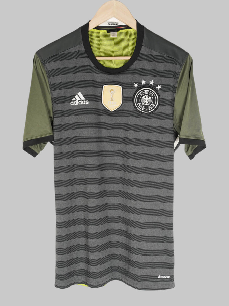 2016/17 Germany Away Shirt (M)