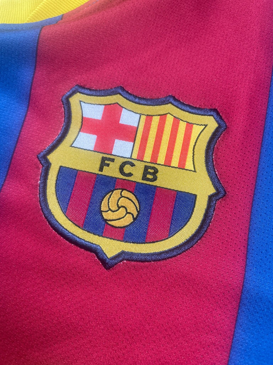 2010/11 Barcelona Xavi #6 Home Shirt (XL)