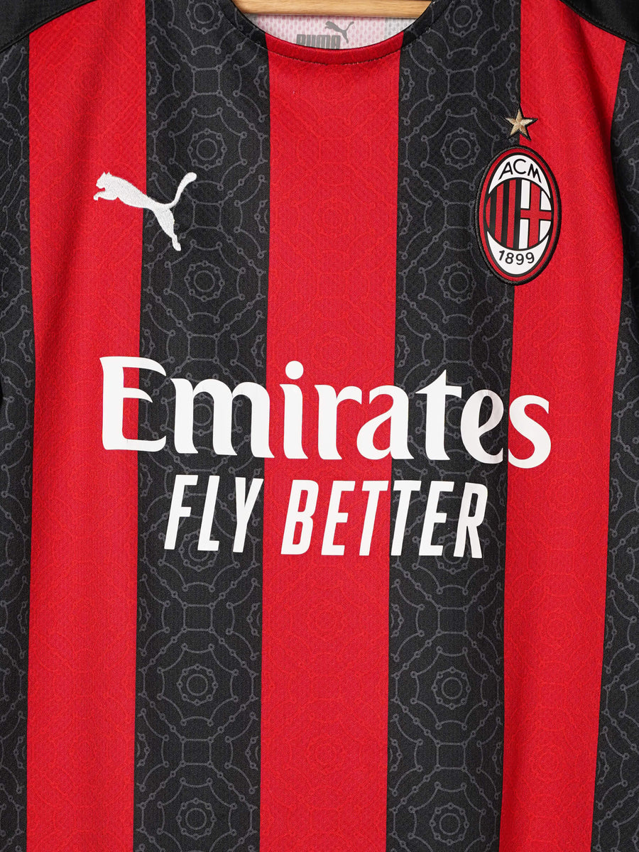 2020/21 AC Milan Ibrahimovic #11 Home Shirt (M)