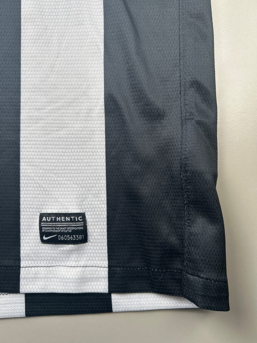 2012/13 Juventus Pogba #6 Home Shirt (S)