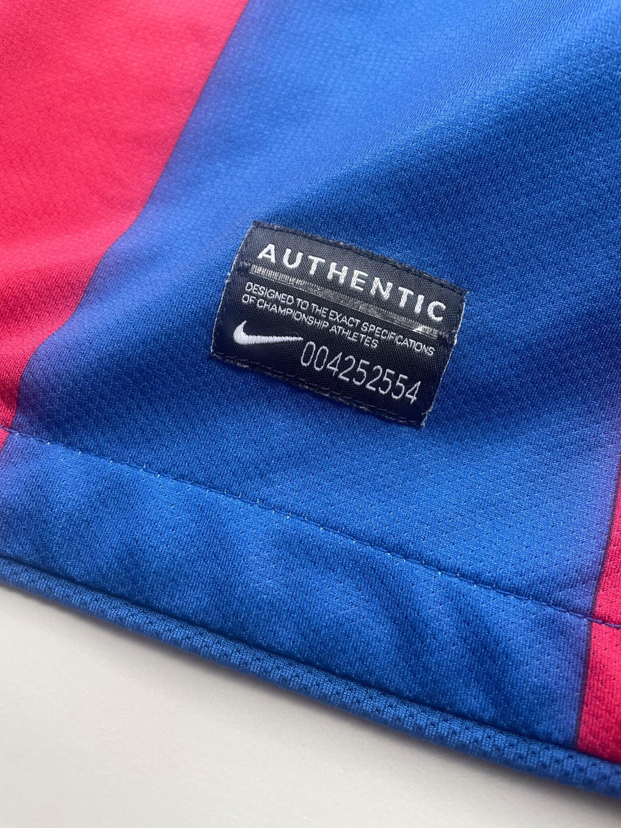 2010/11 Barcelona Xavi #6 Home Shirt (XL)