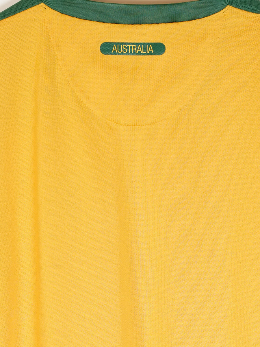 2010/11 Australia Home Shirt (M)