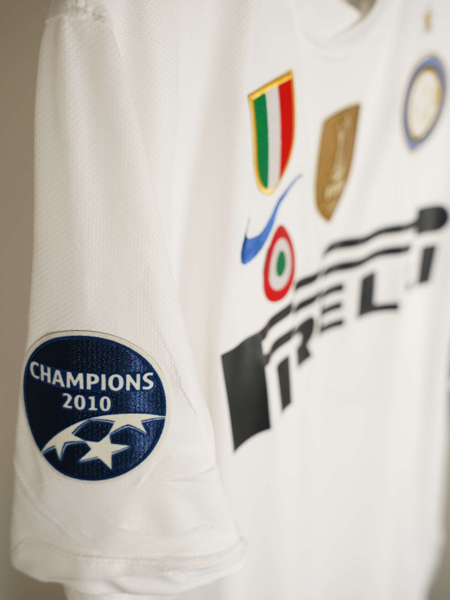 2010/11 Inter Milan Zanetti #4 Away Shirt (L) Nike