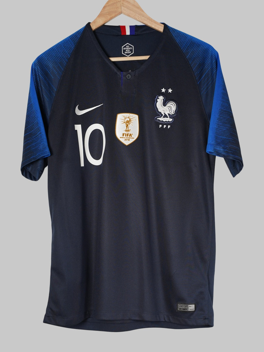 2018/19 France Mbappe #10 Home Shirt (M)