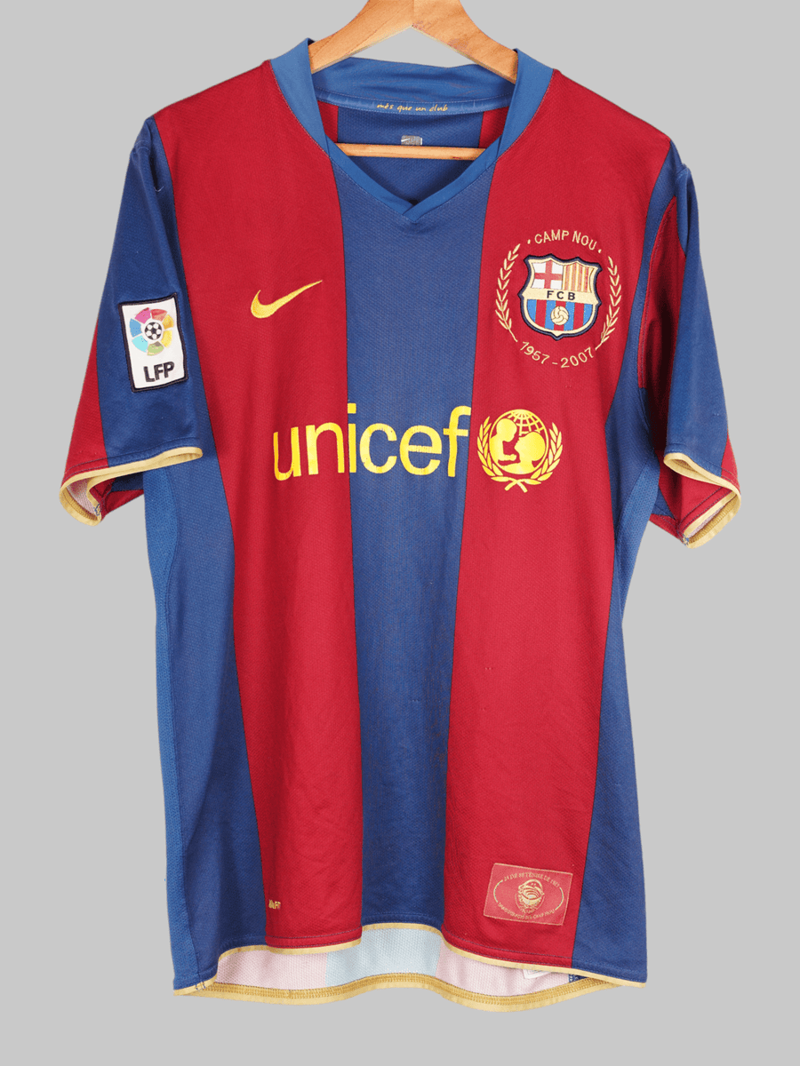 2007/08 Barcelona Messi #19 Home Shirt (M)