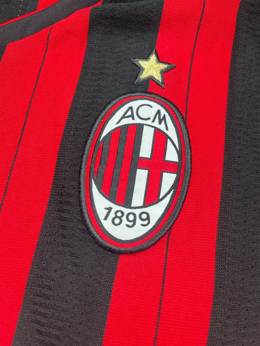 2013/14 AC Milan Kaka #22 Home Shirt (S)