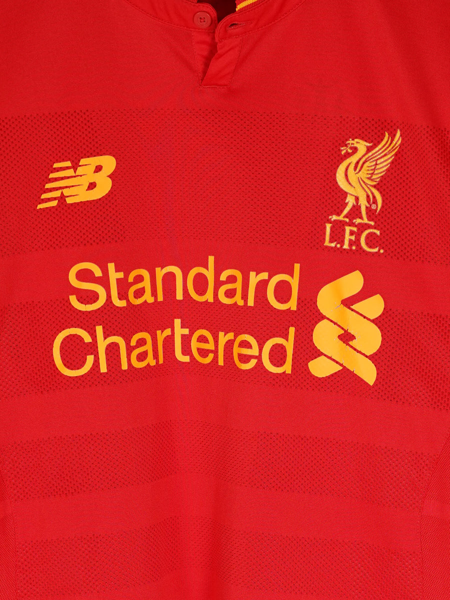 2016/17 Liverpool Coutinho #10 Home Shirt (L)