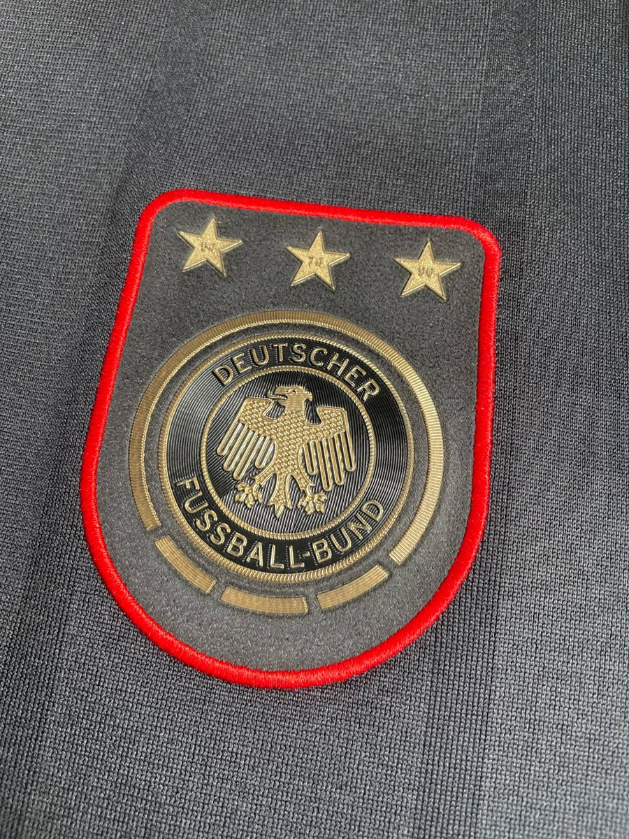 2010/11 Germany Podolski #10 Away Shirt (M)