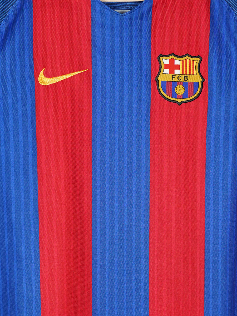 2016/17 Barcelona Iniesta #8 Home Shirt L/S (M)
