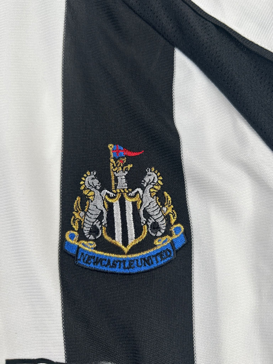 2005/07 Newcastle Home Shirt (M) Shearer #9