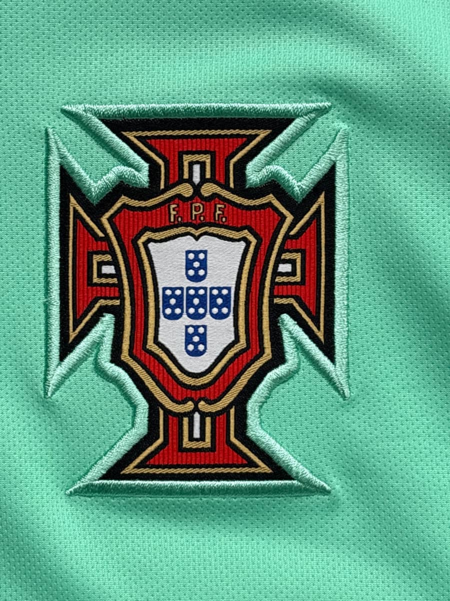 2016/17 Portugal Ronaldo #7 Away Shirt (XL)