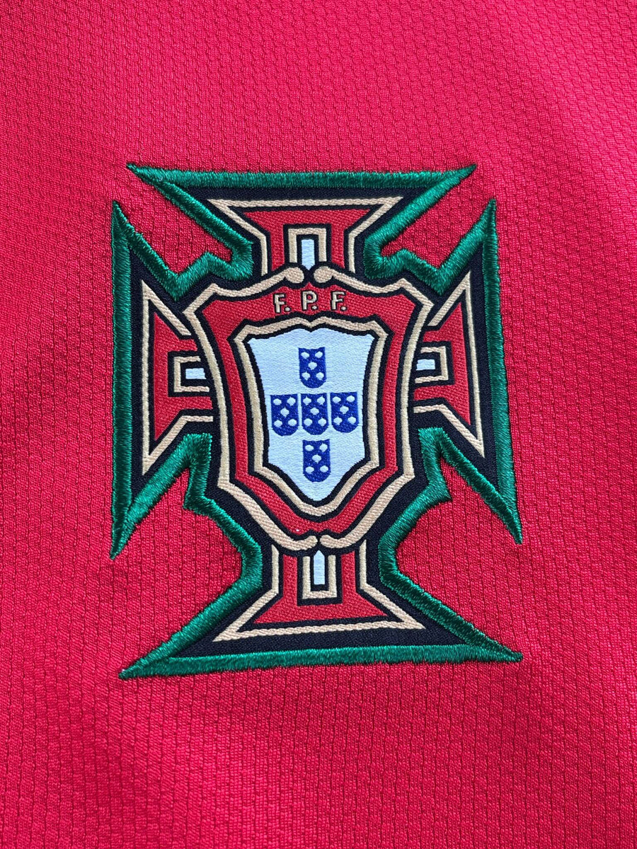 2008/09 Portugal Ronaldo #7 Home Shirt (M)