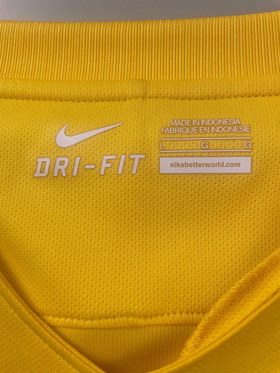 2016/17 Brazil Neymar Jr #10 Home Shirt (L)