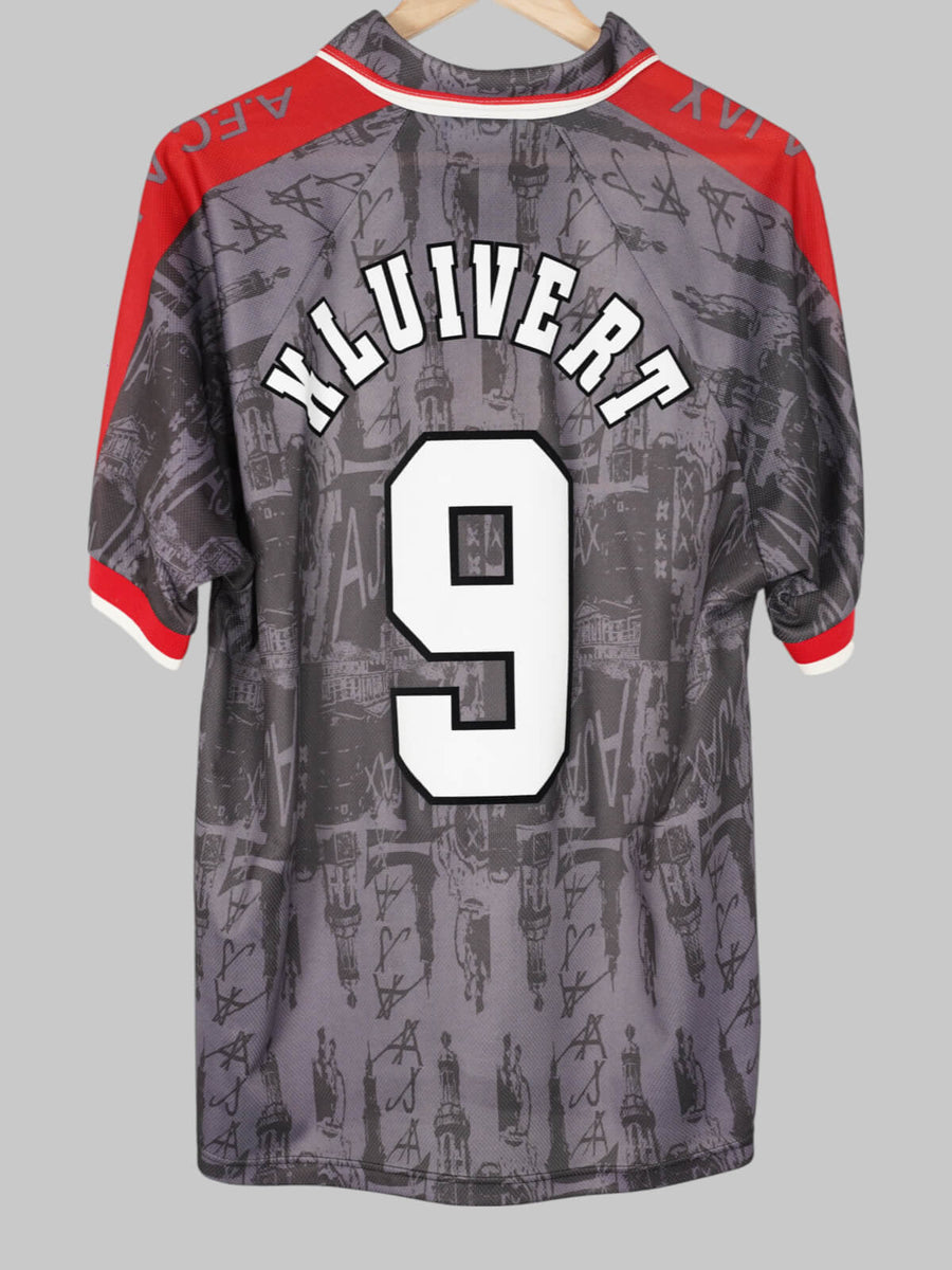 1996/97 Ajax Kluivert #9 Away Shirt (L)