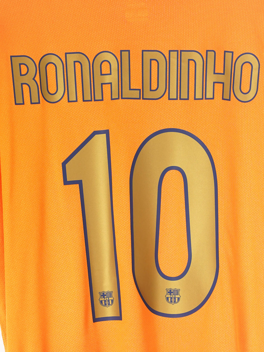 2006/7 Barcelona Ronaldinho #10 Away Shirt (XL)