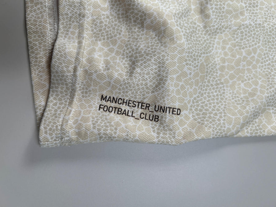 2019/20 Manchester United B.Fernandes #18 Away Shirt (XL)