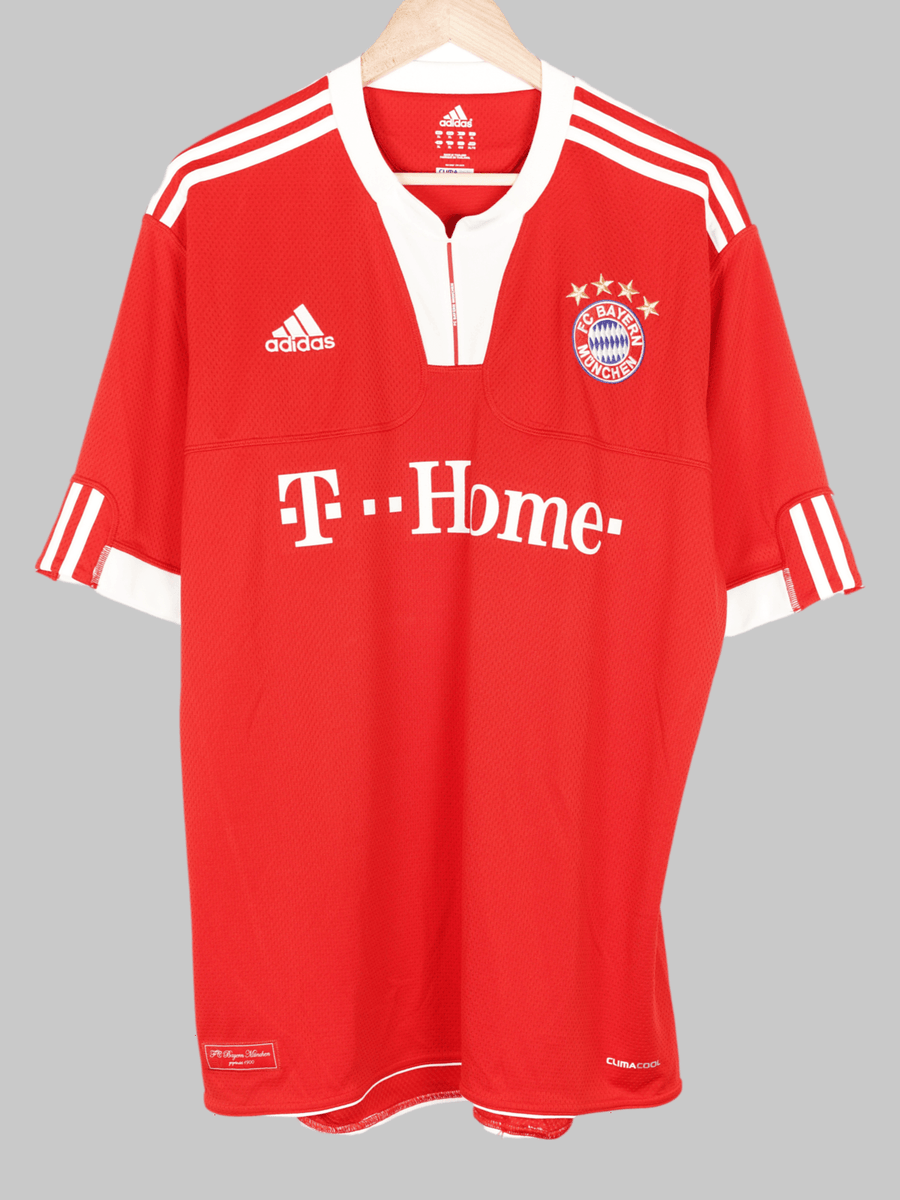 2009/10 Bayern Munich Toni #9 Home Shirt (XL)