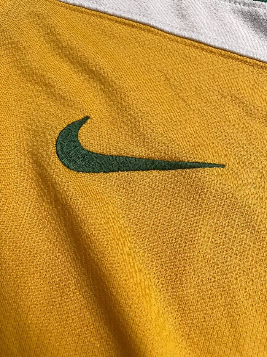 2010/11 Australia Home Shirt (M)