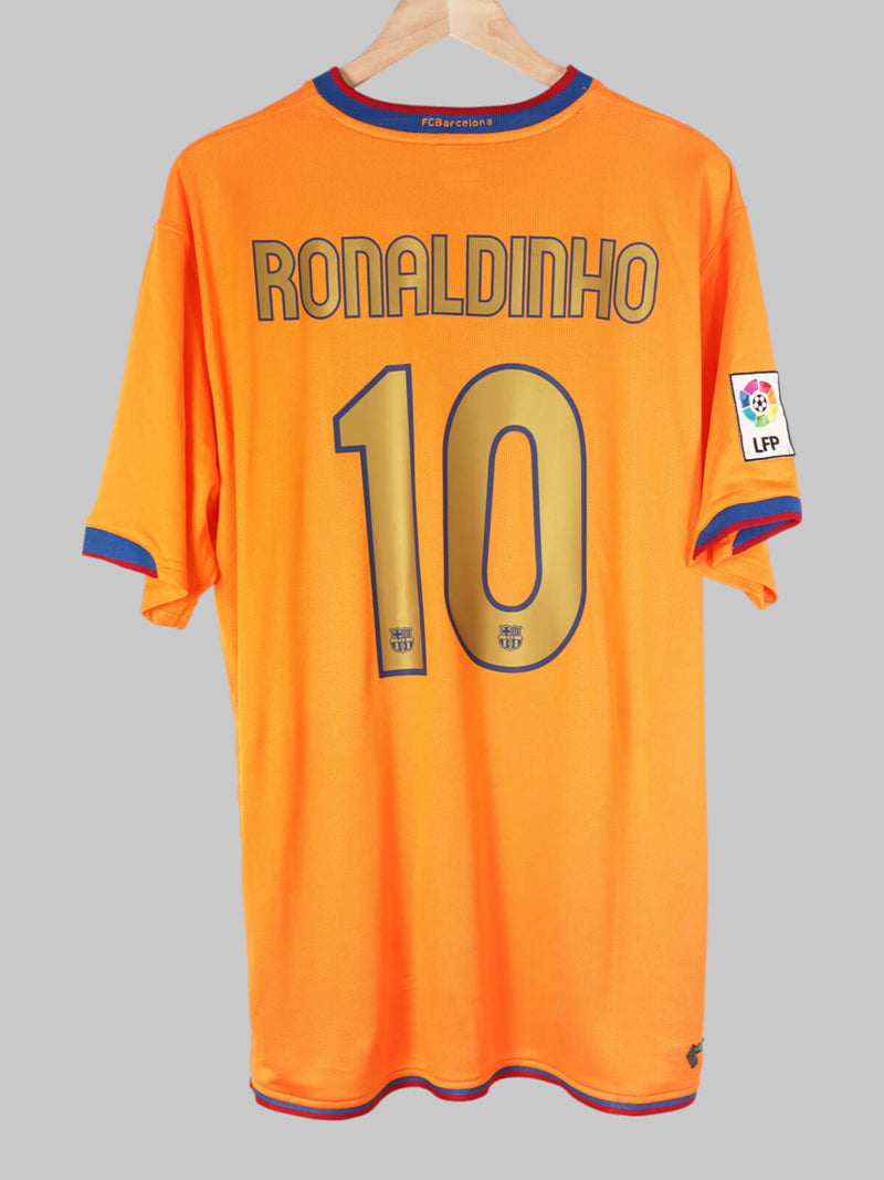 2006/7 Barcelona Ronaldinho #10 Away Shirt (XL)