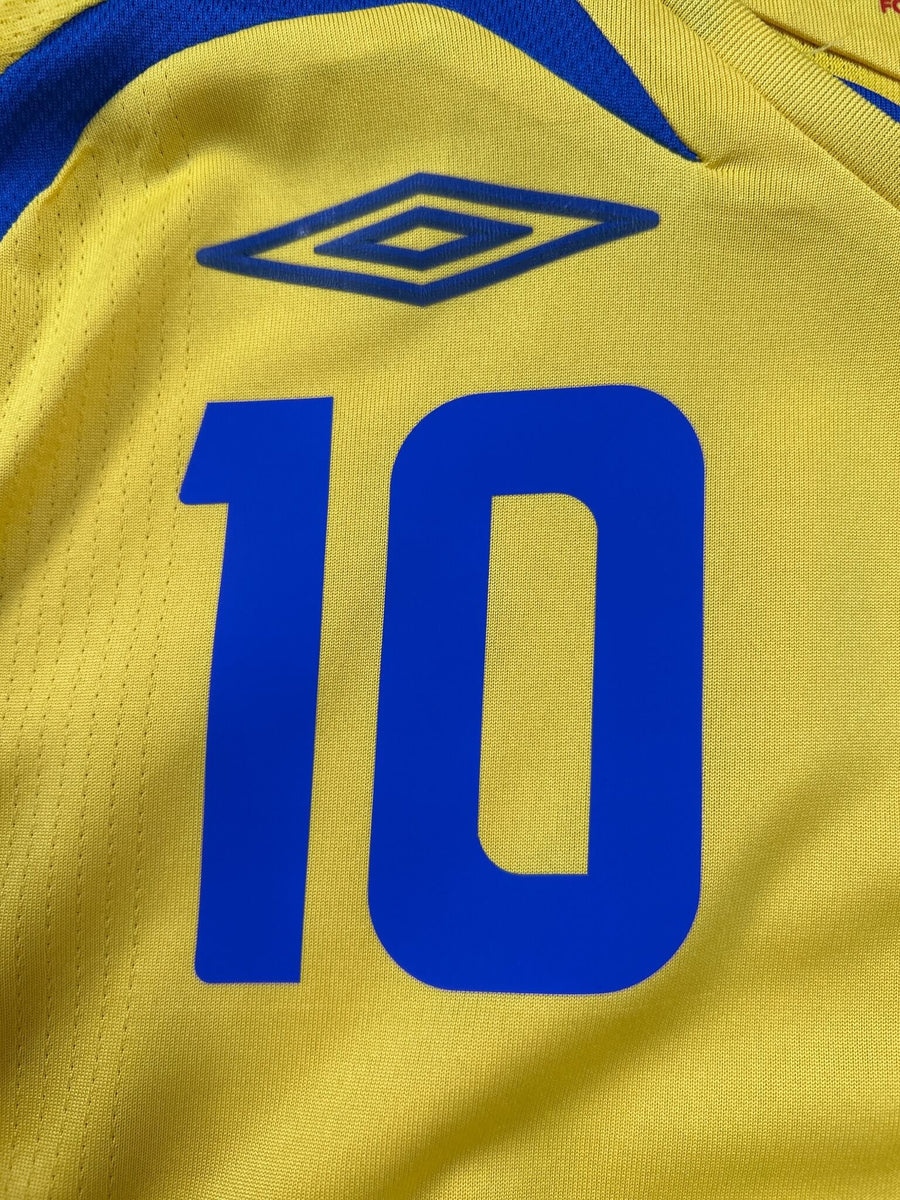 2007/8 Sweden Ibrahimovic #10 Home Shirt (L)
