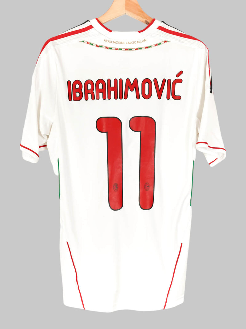 2011/12 AC Milan Ibrahimovic #11 Away Shirt (M)