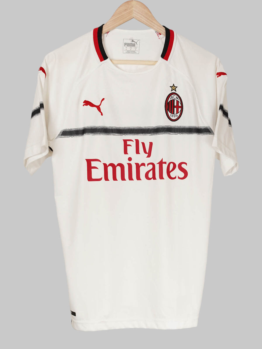 AC Milan Away Shirt 2018/19 Higuain 9 (M)