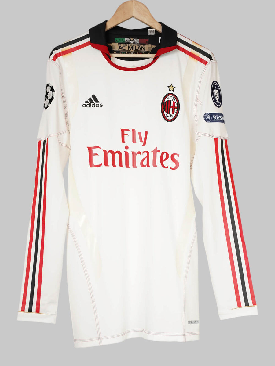 AC Milan Away Shirt L/S Player Issue 2010/11 Ibrahimovic 11 (XL)