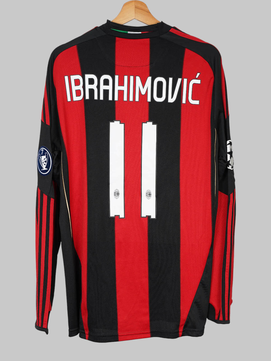 AC Milan Home Shirt 2010/11 Ibrahimovic 11 L/S (L)
