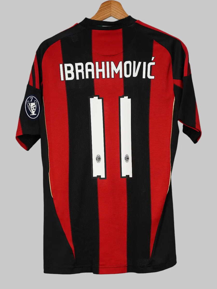 AC Milan Home Shirt 2010/11 Ibrahimovic 11 (M)