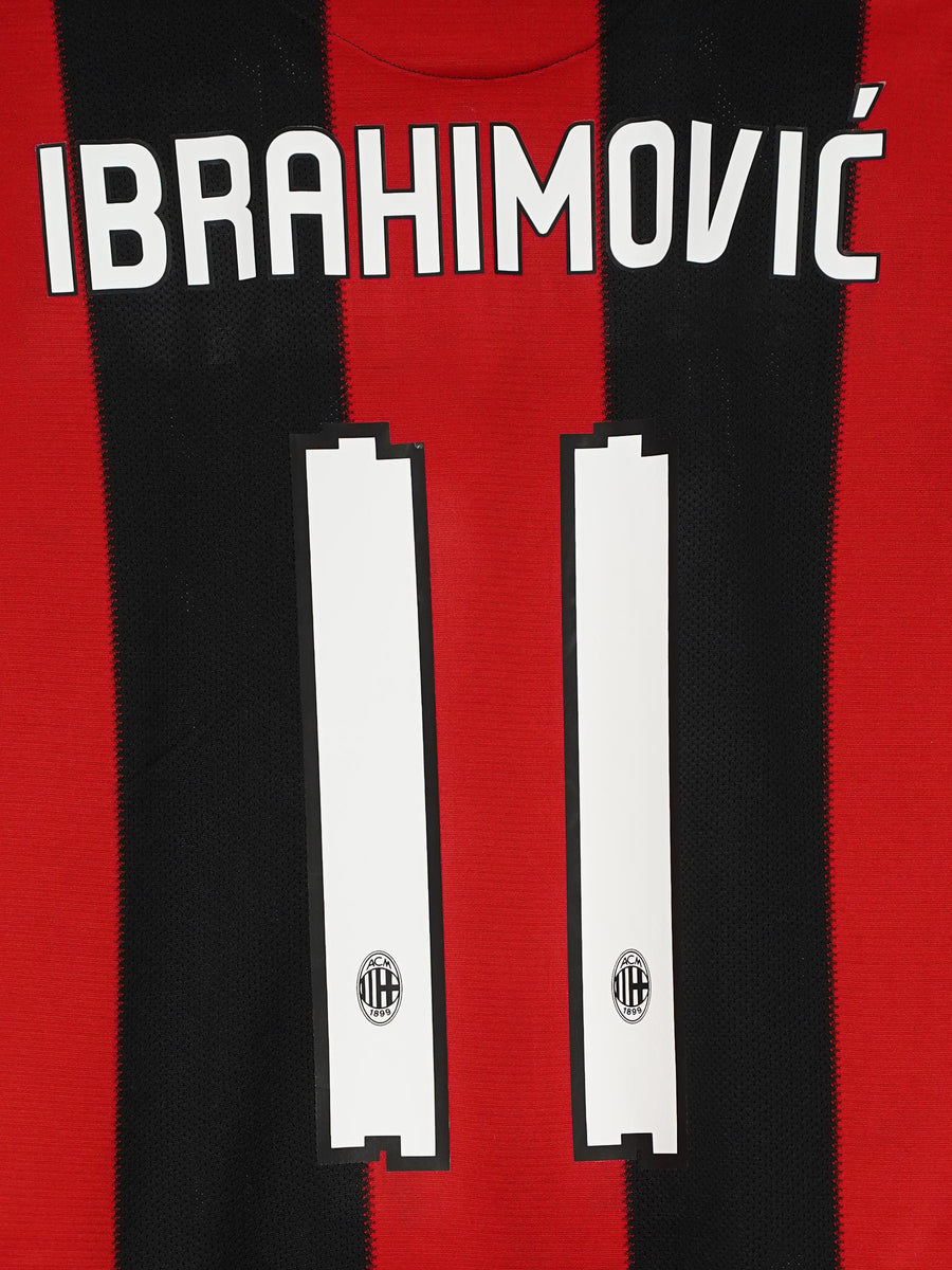 AC Milan Home Shirt 2010/11 Ibrahimovic 11 (M)