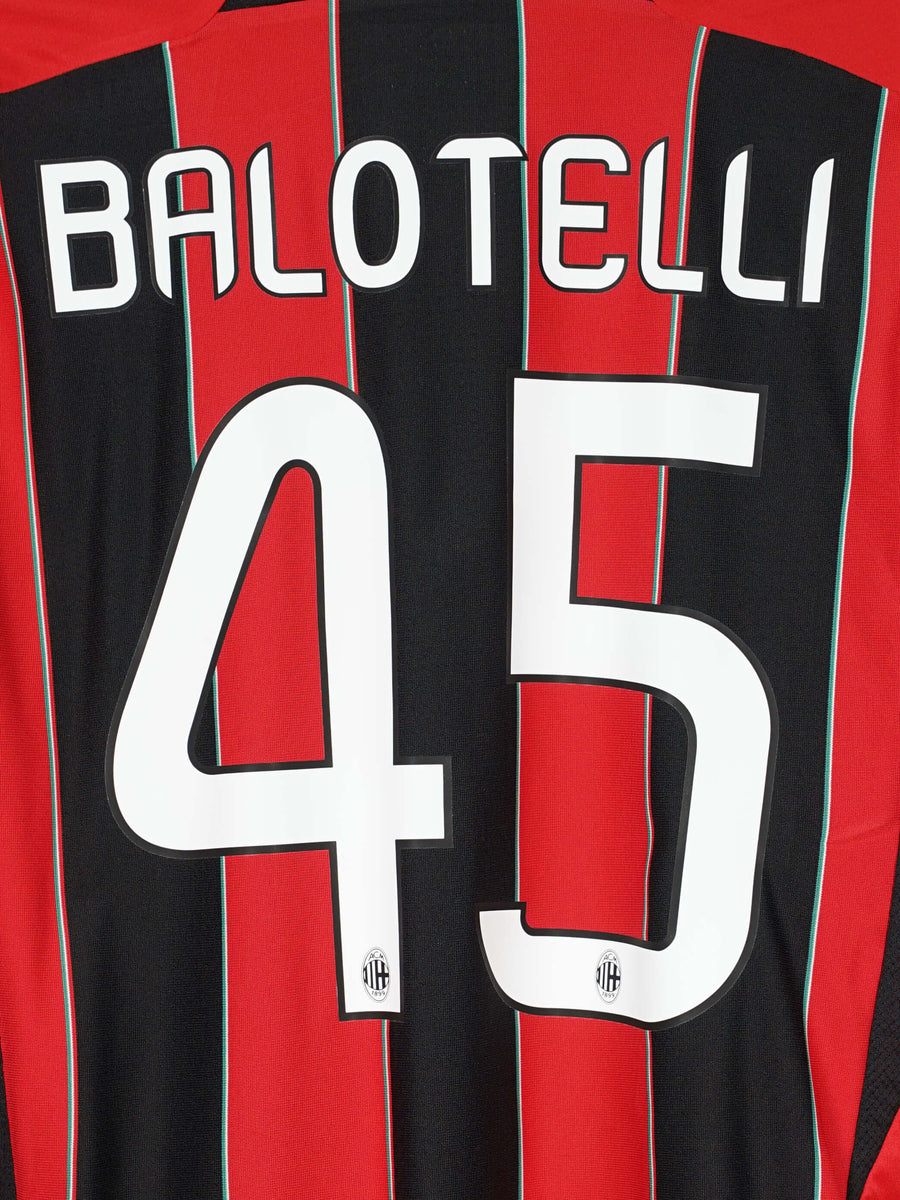 AC Milan Home Shirt 2012/13 Balotelli 45 (L)