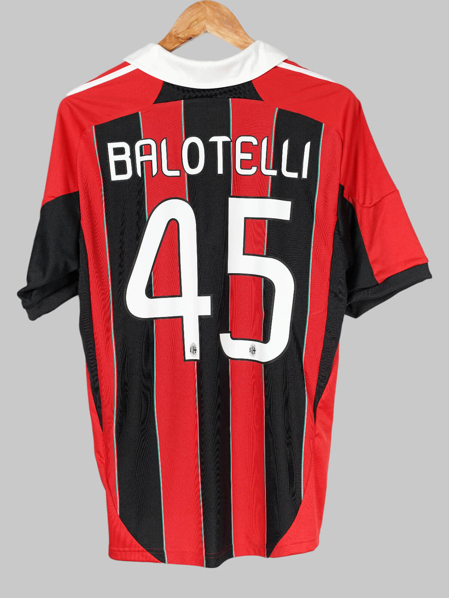 AC Milan Home Shirt 2012/13 Balotelli 45 (L)