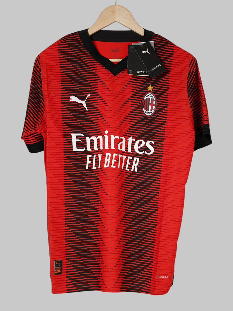 AC Milan Home Shirt Player Issue 2023/24 BNWT Giroud 9 (S)