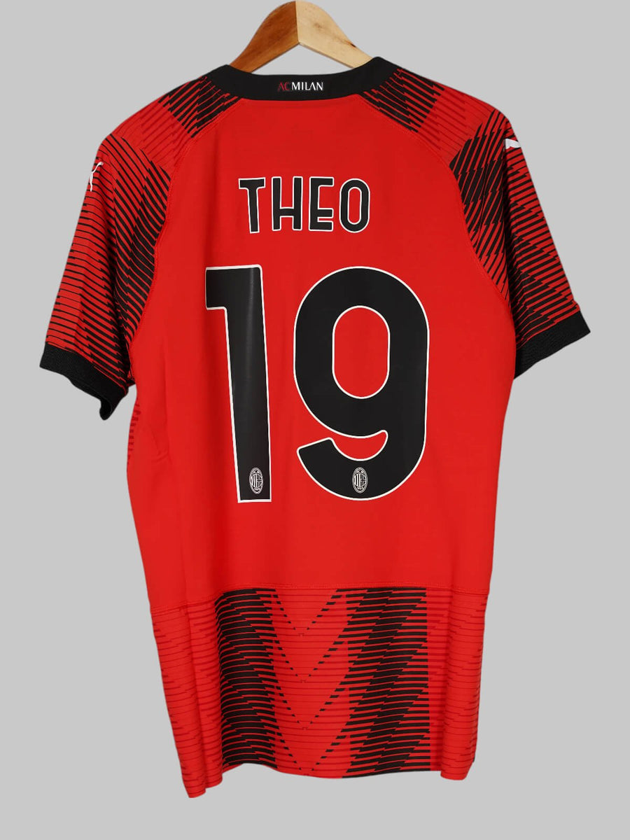 AC Milan Home Shirt Player Issue 2023/24 BNWT Theo 19 (M)