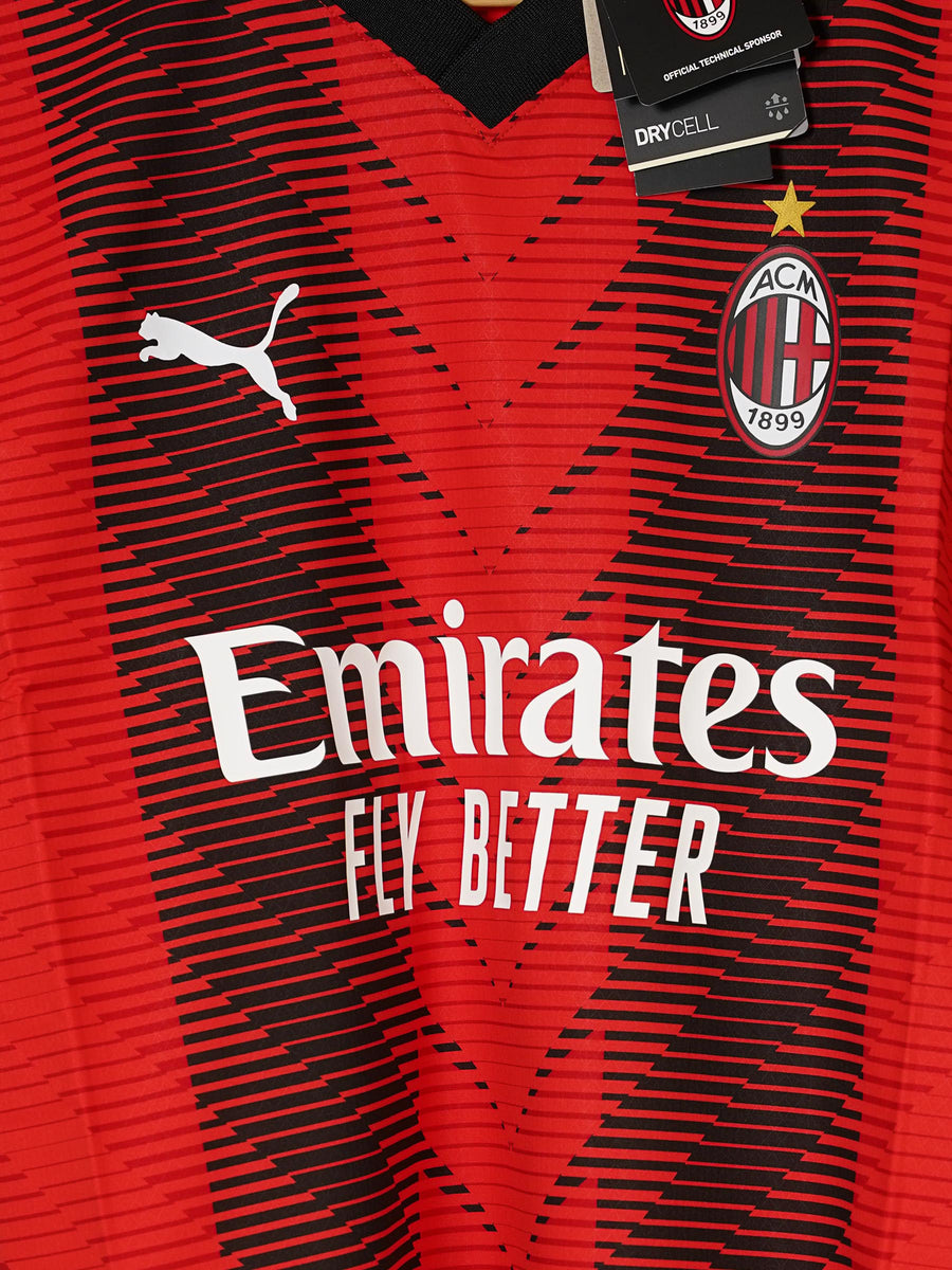AC Milan Home Shirt Player Issue 2023/24 BNWT Tomori 23 (S)