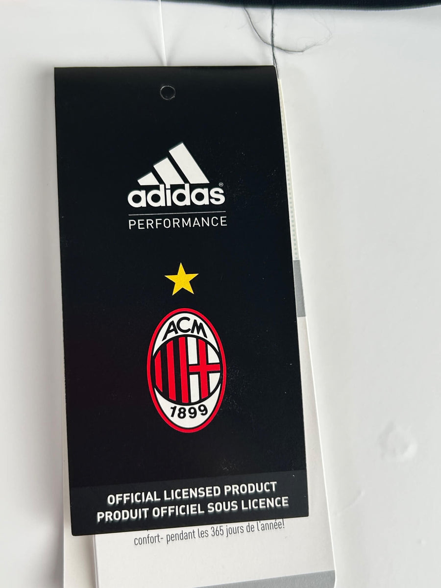 AC Milan Signed Home Shirt 2009/10 Massaro 11 BNWT (XL)
