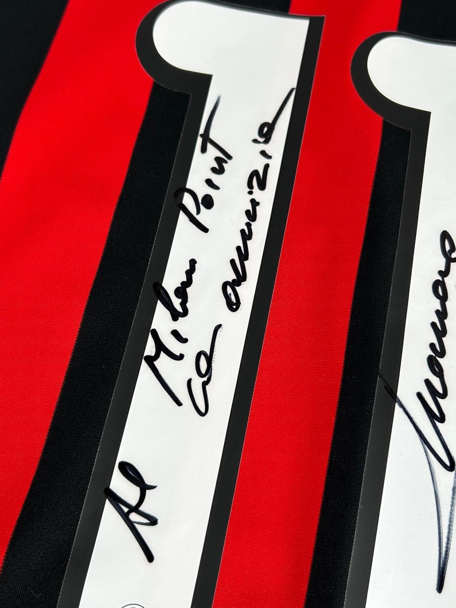 AC Milan Signed Home Shirt 2009/10 Massaro 11 BNWT (XL)
