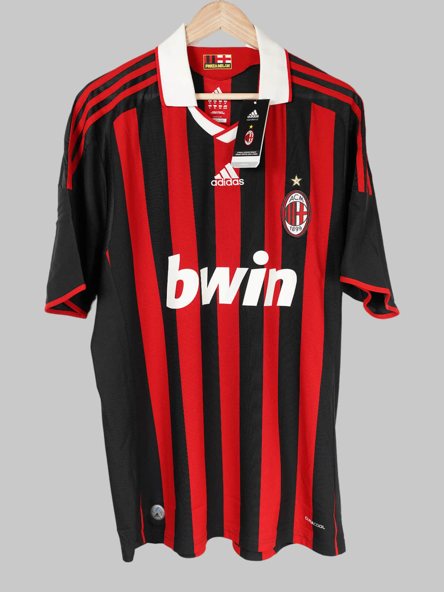 AC Milan Signed Home Shirt 2009/10 Massaro 11 BNWT (XL)