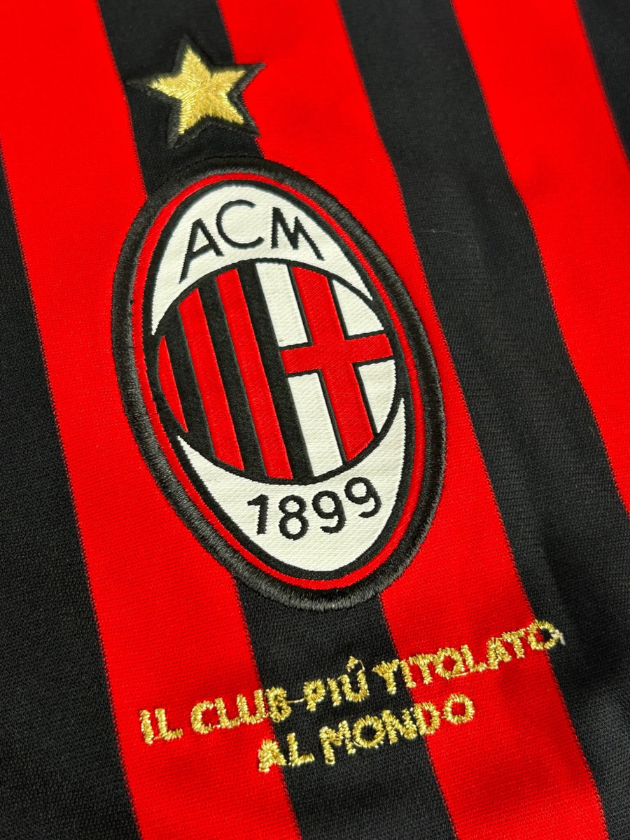 AC Milan Signed Home Shirt 2011/12 Aquilani 18 (XL)