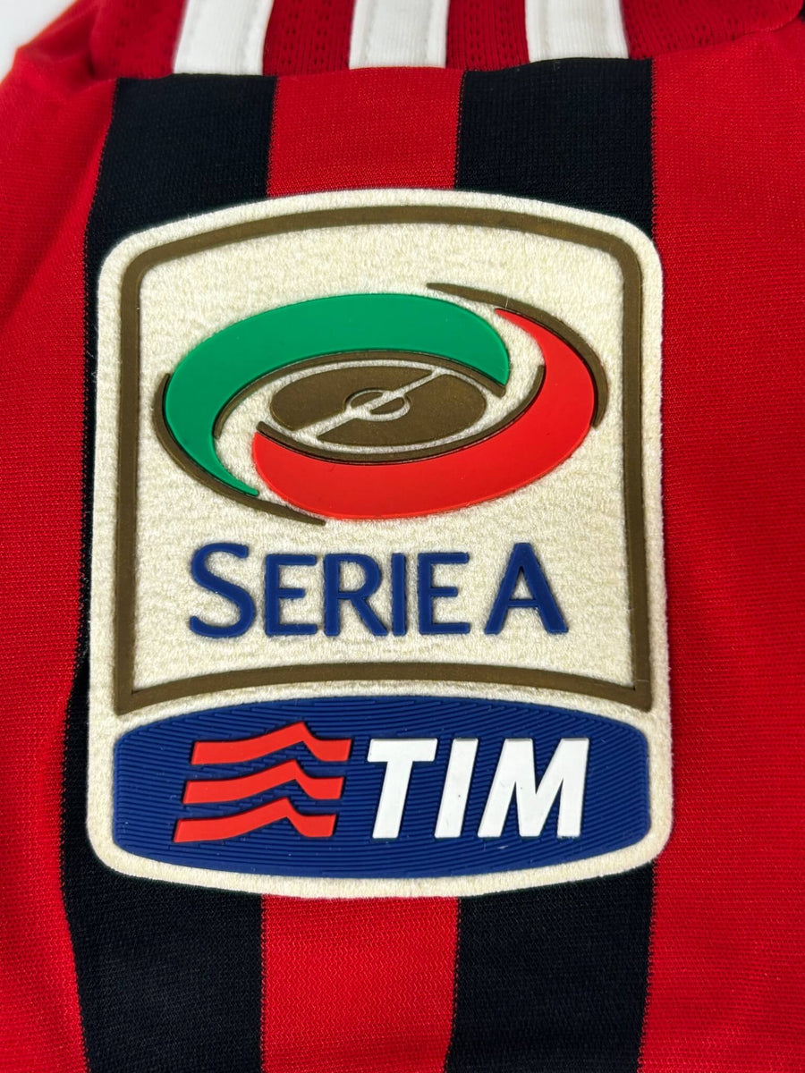 AC Milan Signed Home Shirt 2011/12 Aquilani 18 (XL)