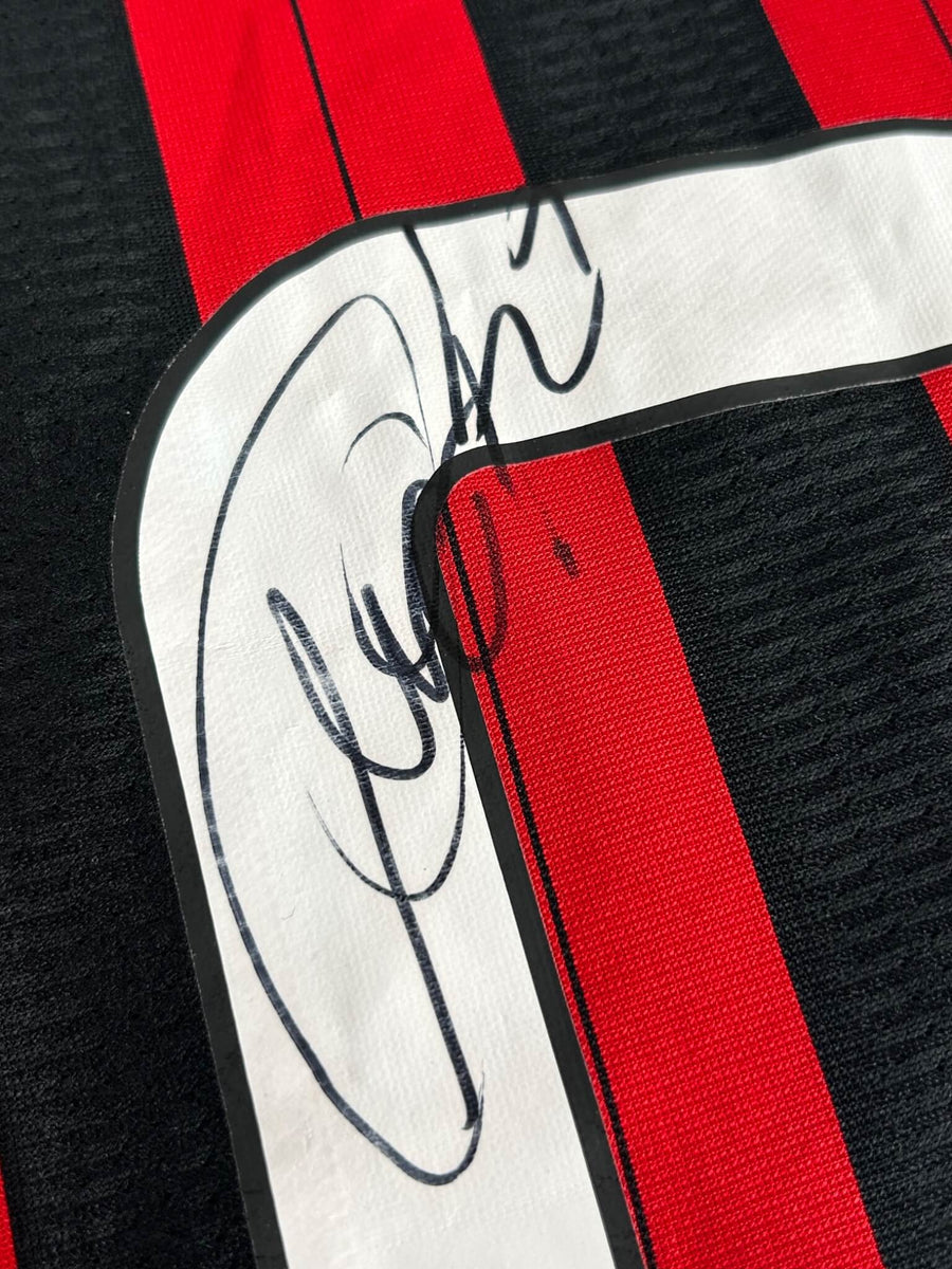 AC Milan Signed Home Shirt 2013/14 Matri 9 (L)